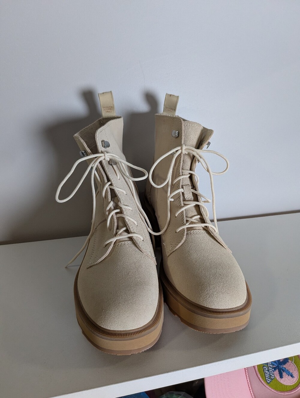 Sorel Cream Suede Lace-Up Platform Combat Boots Size 10.5 - Picture 2 of 6